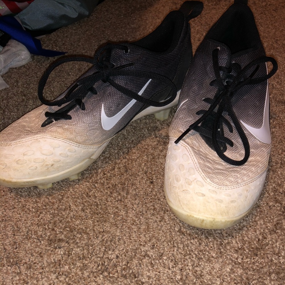 Softball cleats